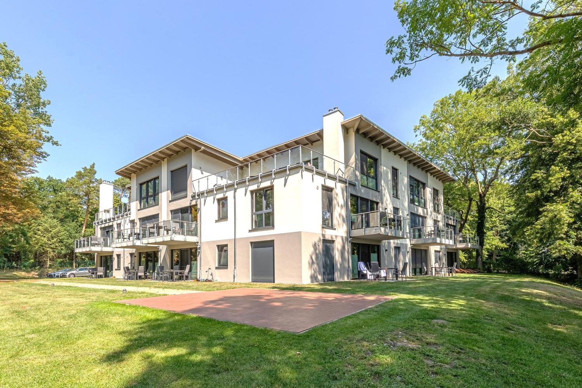 Gluecksraum - Modernes Apartment Mit Panoramablick, Kamin & Wohlfuehlambiente Krakow am See Buitenkant foto